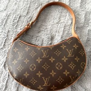 Authentic Louis Vuitton Croissant Monogram PM